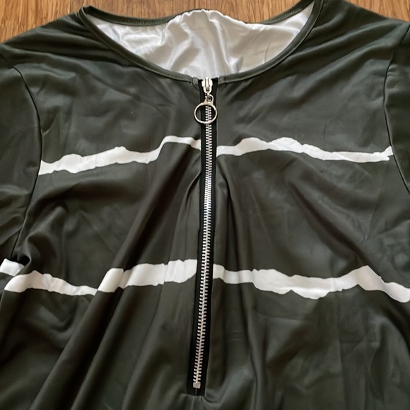 Long sleeve, olive green striped shirt - Picture 2 of 4